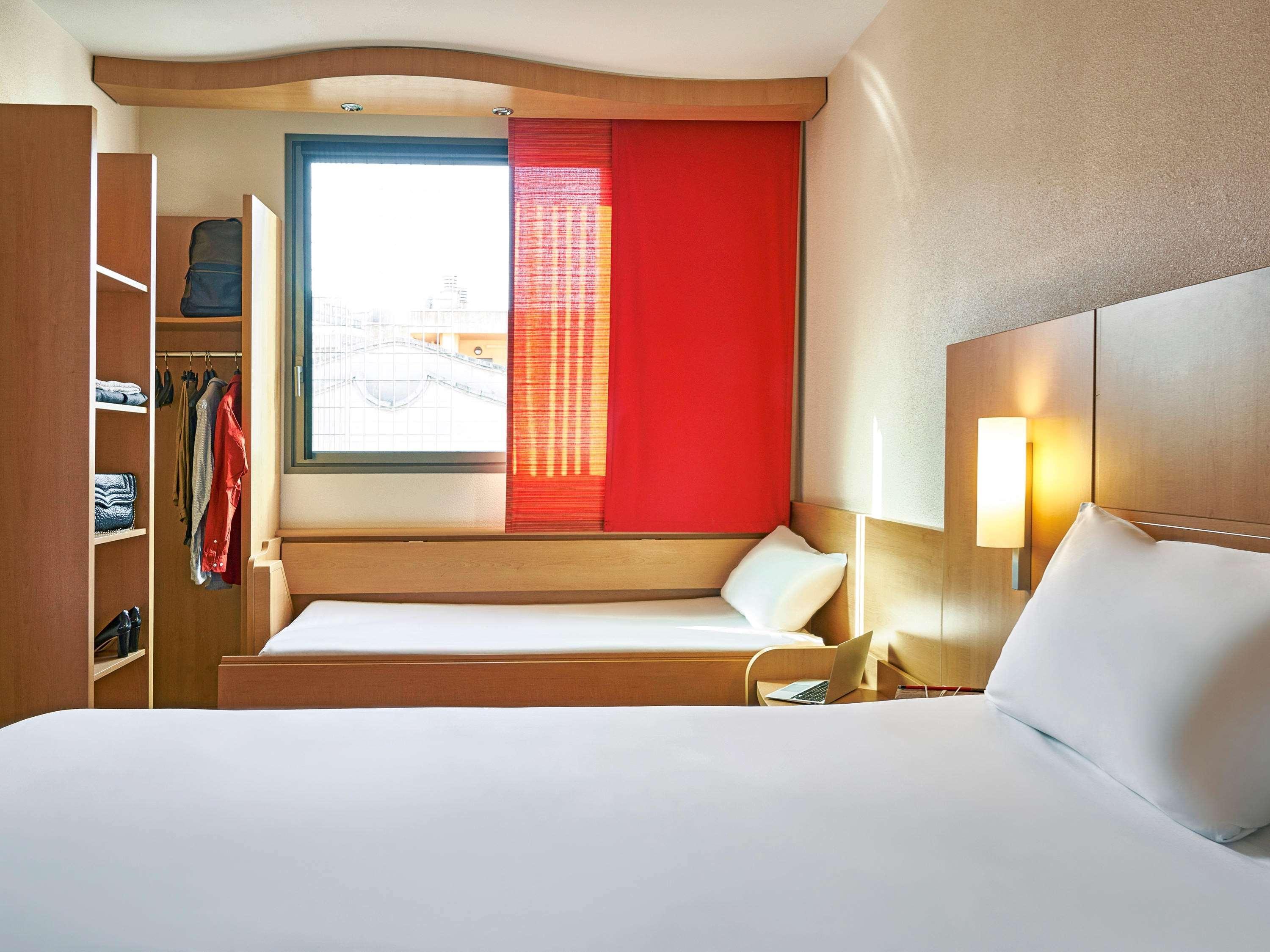 Ibis Barcelona Centro Hotel Eksteriør billede